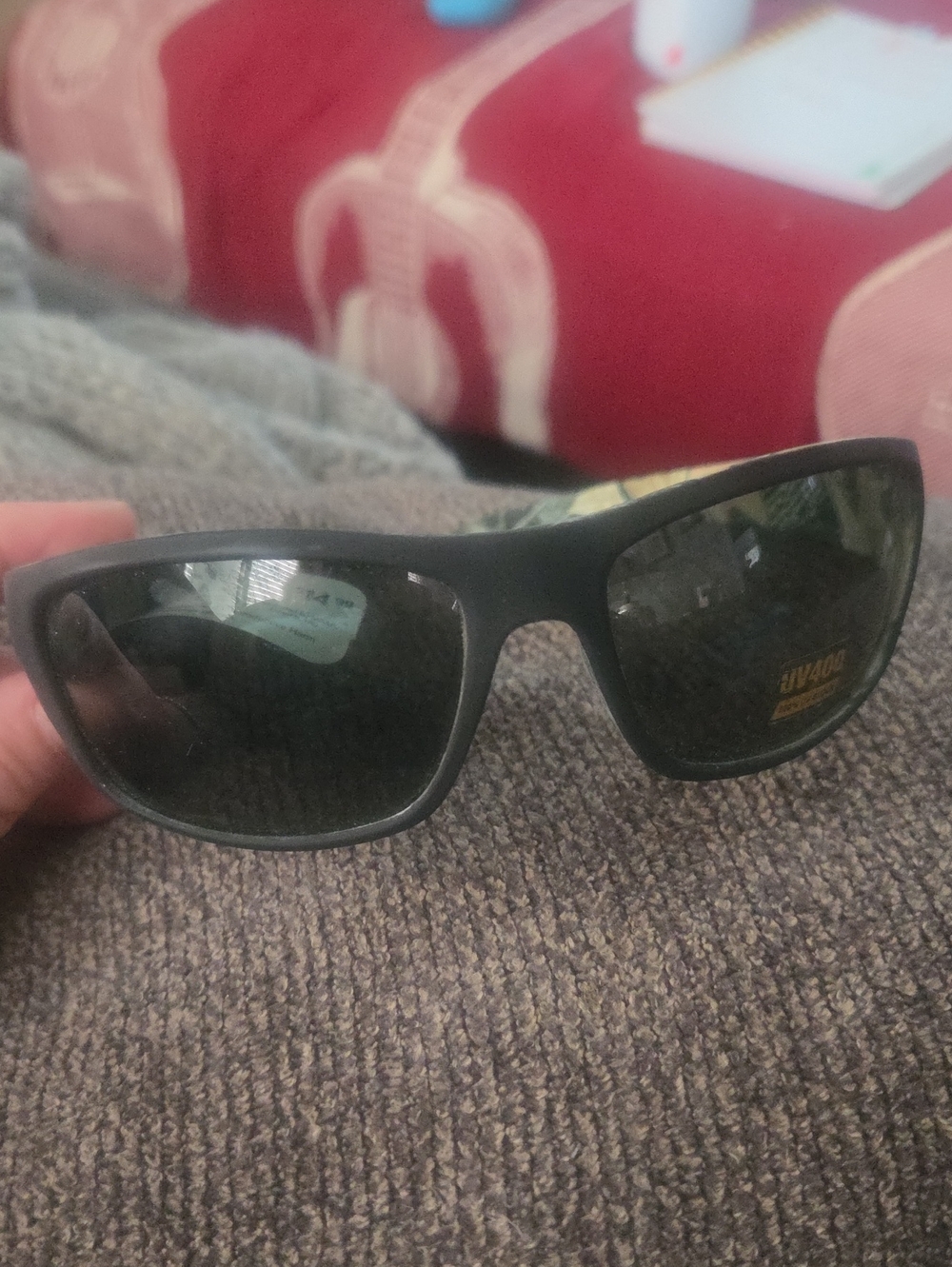 Men's Matte Black Polarized Sunglasses - UV400 Protection